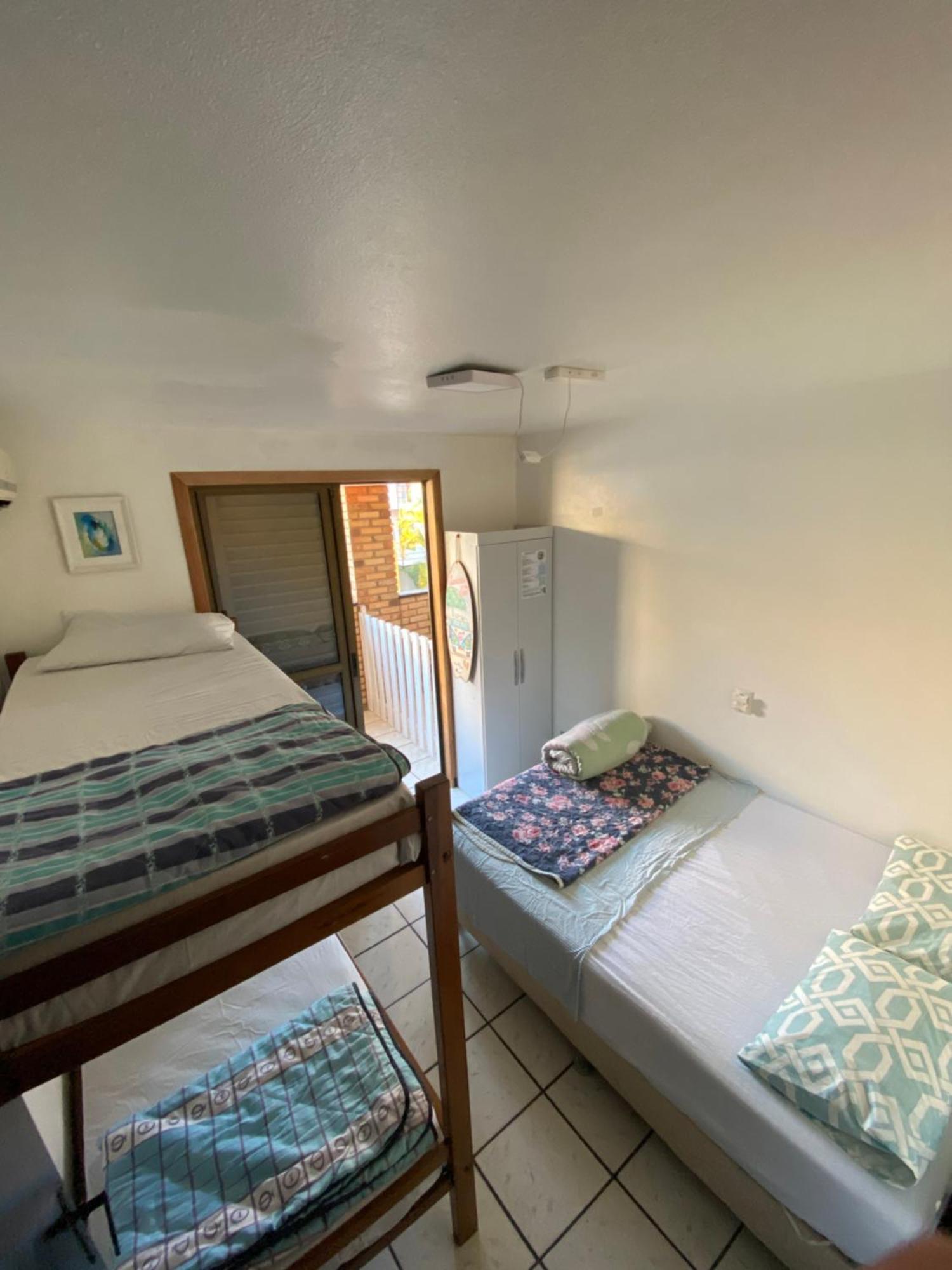 Quatro Ilhas Beach Hostel Bombinhas Eksteriør billede