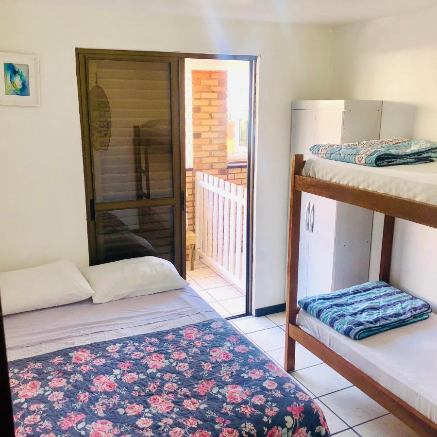 Quatro Ilhas Beach Hostel Bombinhas Eksteriør billede